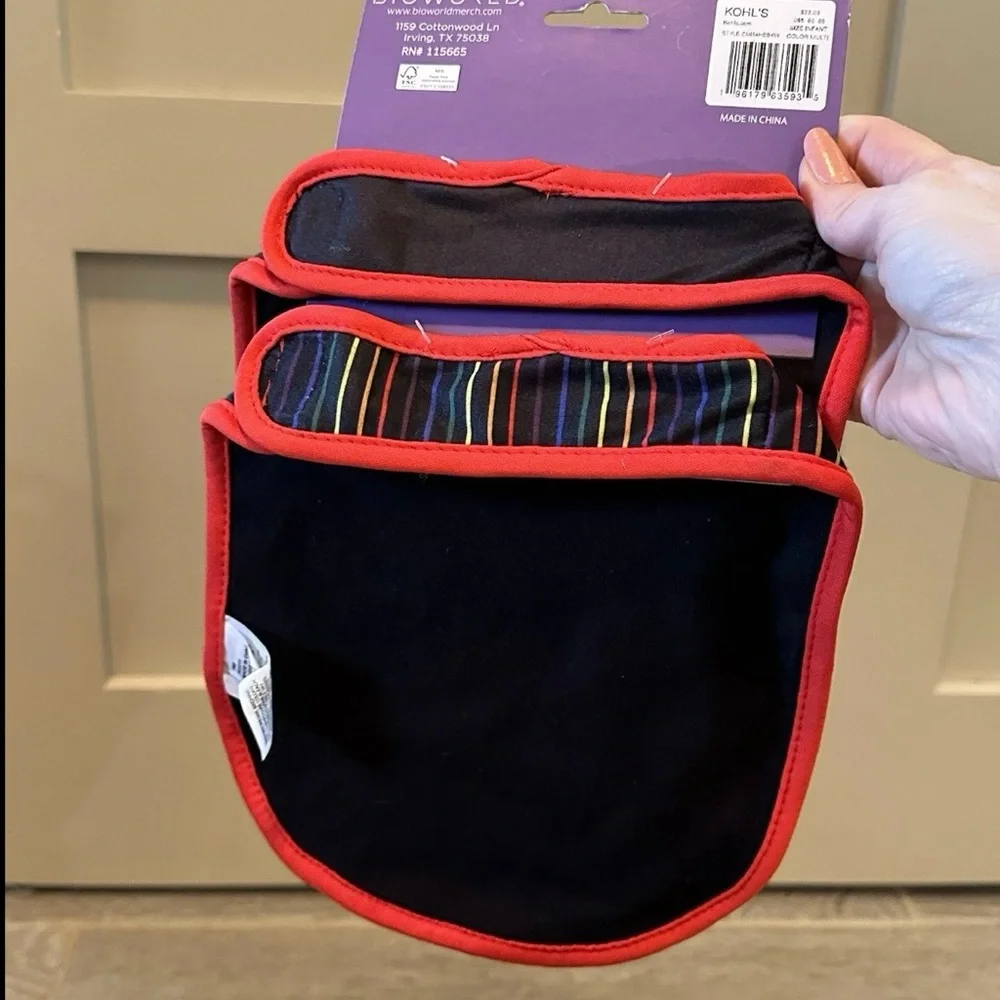 Bioworld Infant Baby Bibs 2 Pack Rainbow Stripes Proud Of My Family Black Red